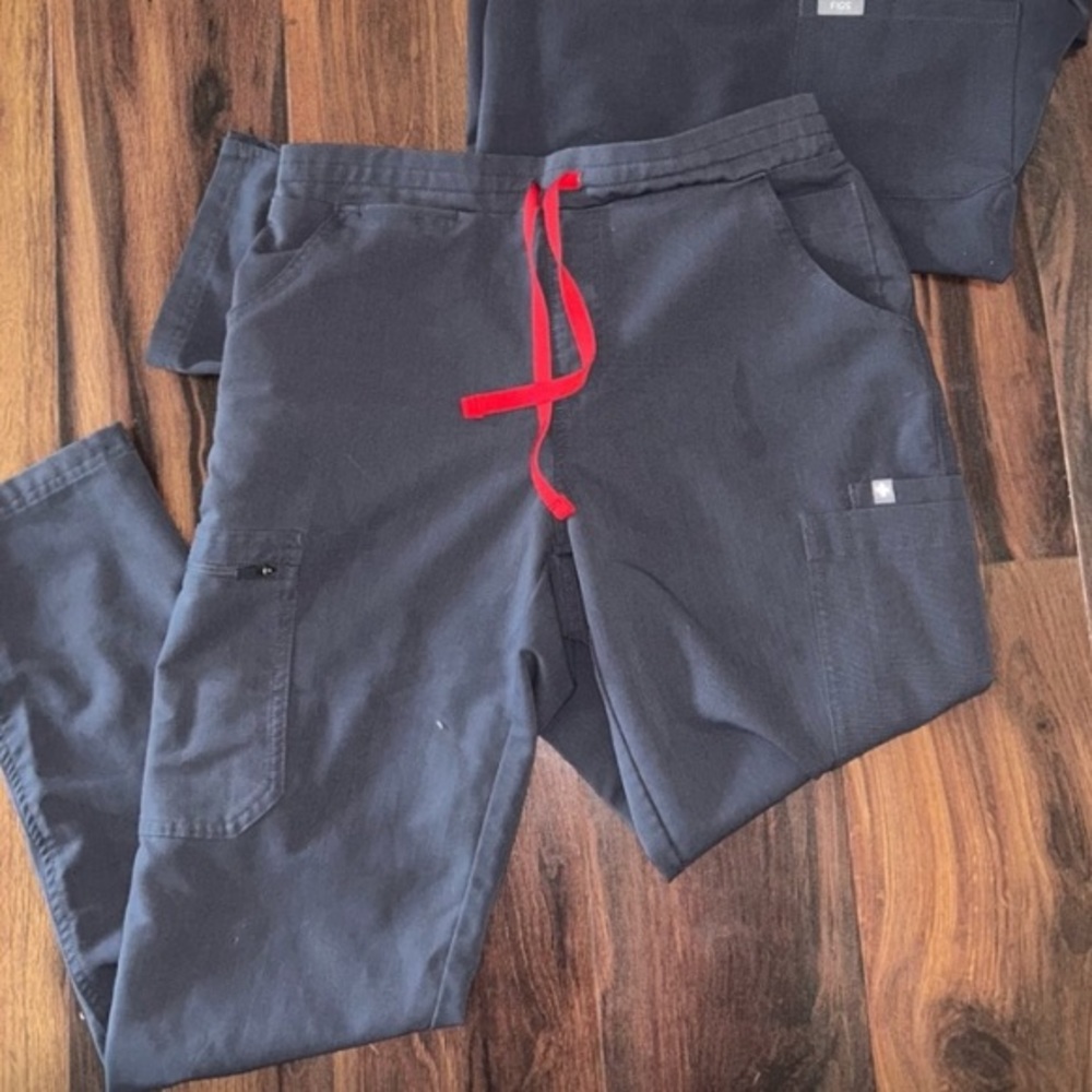 Figs charcoal grey scrub pants